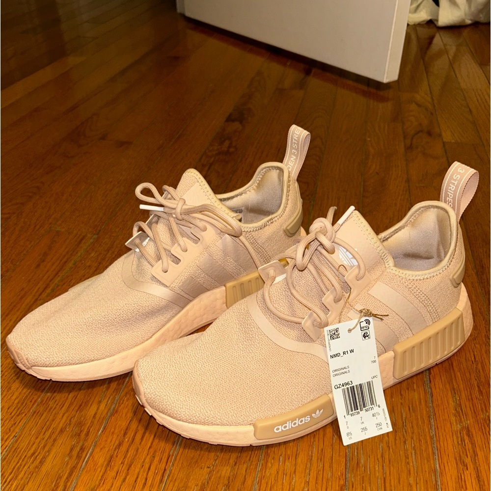 Adidas NMD R1 NWT size 8 1/2 blush pink, never worn!